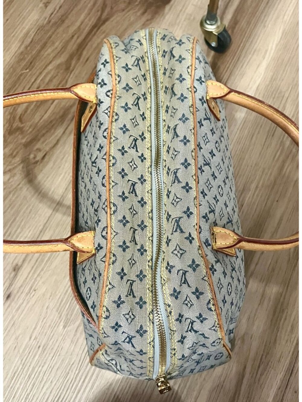 Louis Vuitton Vintage Blue Monogram Mini Lin Marie Bag 623E215P - Picture 7 of 15